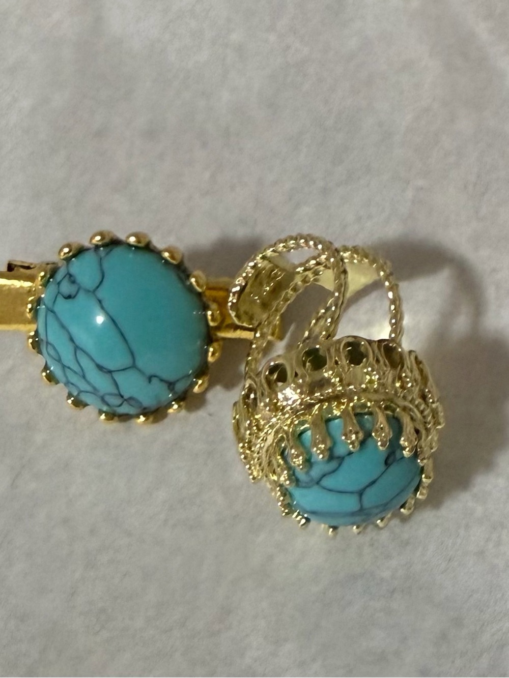 Texas Turquoise Queen Ring and hair candy clip bundle